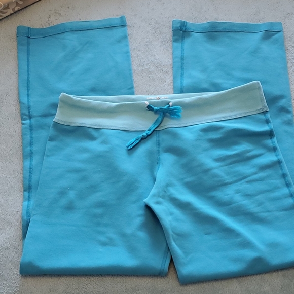 Vintage (made in Vancouver) Lululemon pants - Picture 2 of 4